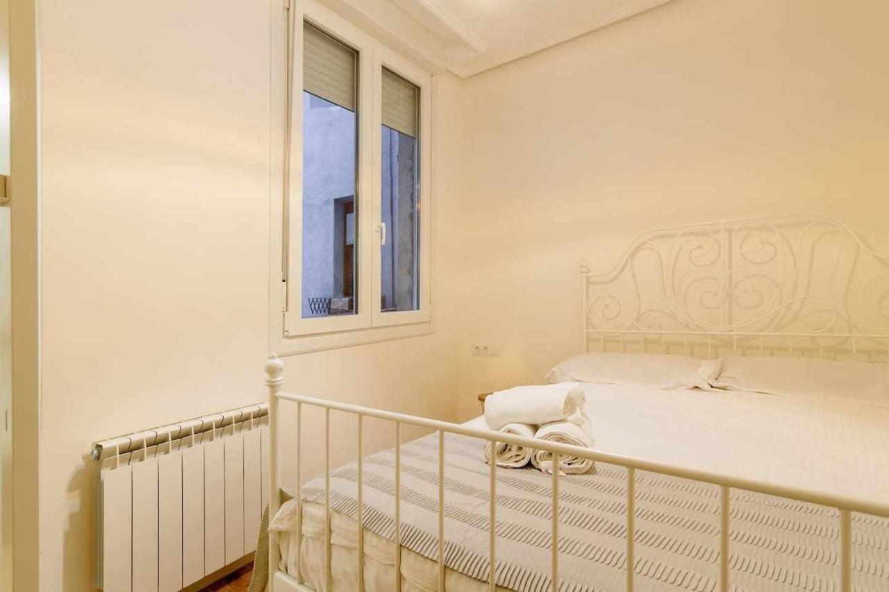Vivienda Turistica Estilosa En La Zona Vieja Bilbao Zewnętrze zdjęcie